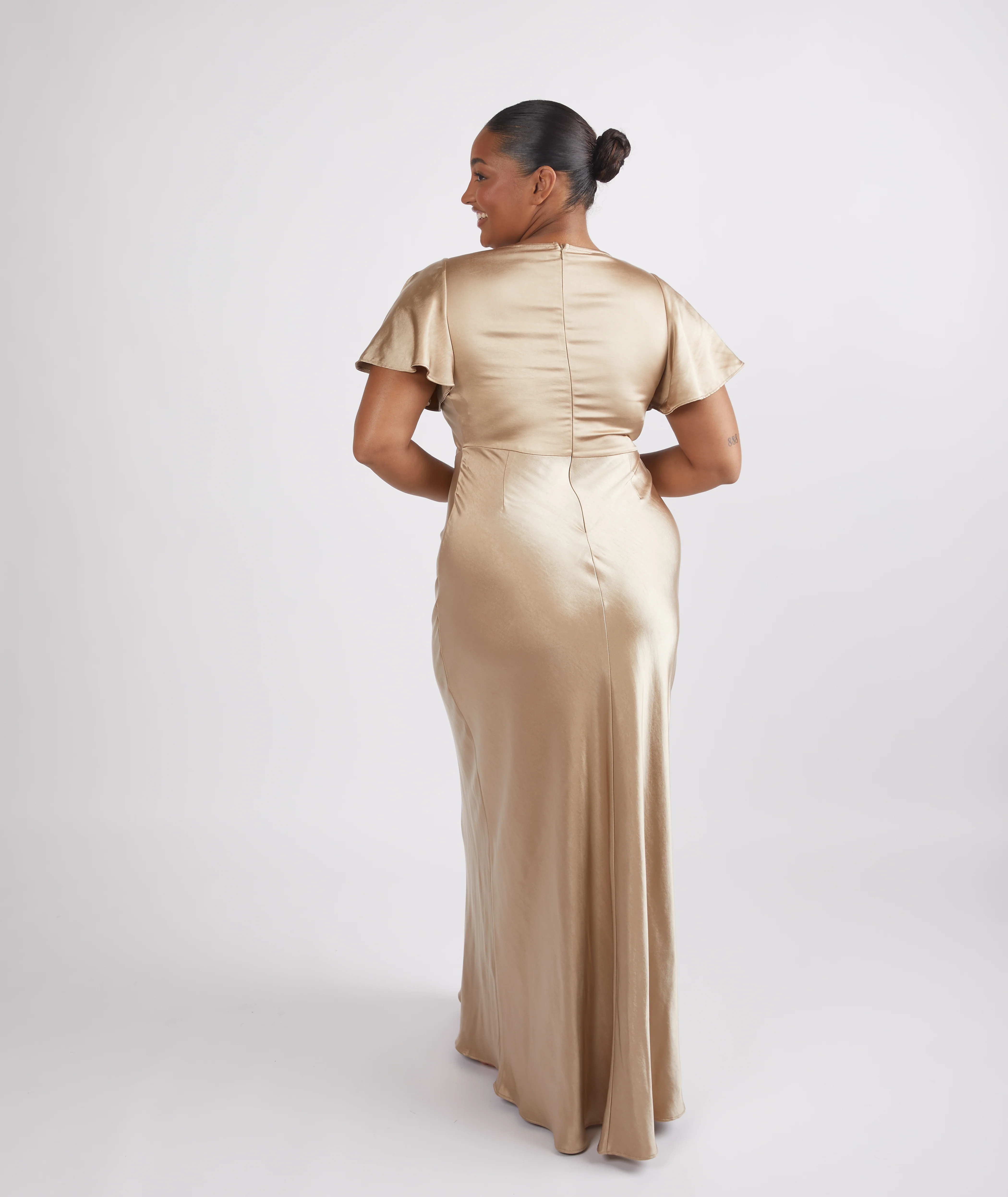 Cowl Flutter Sleeve Satin Bridesmaid Dress - Champagne - Image 4